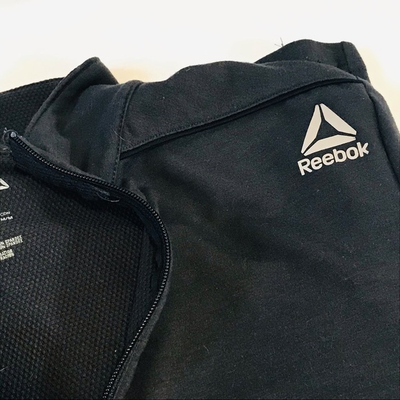 Reebok Men’s Quarter Zip - Picture 2 of 4